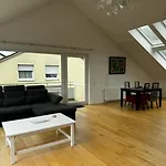 Modern Apartment For Up To 4 People In Stuttgart